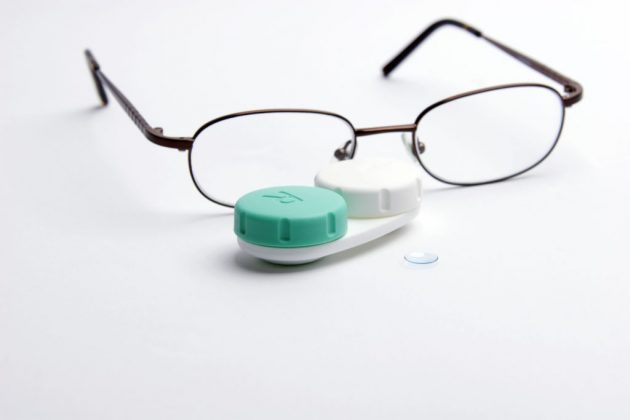 контактные линзы или очки