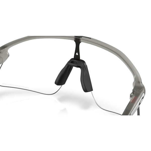 Солнцезащитные очки Oakley OO9517 Stunt Devil
